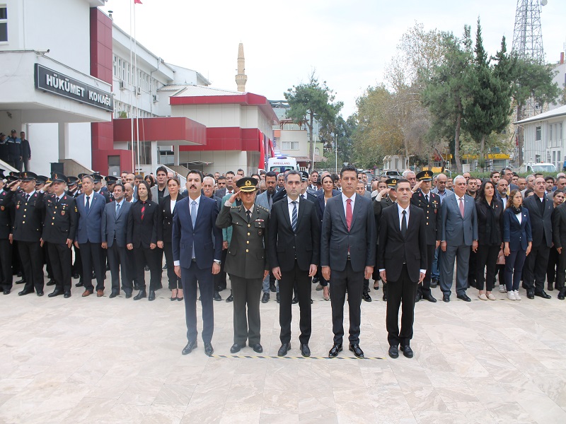 10 KASIM ULU ÖNDER ATATÜRK' Ü ANMA TÖRENİ İLÇEMİZDE DÜZENLENDİ